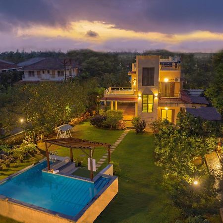 Ekostay Gold - Olive Crest Villa - Spacious Lawn Lonavala Bagian luar foto